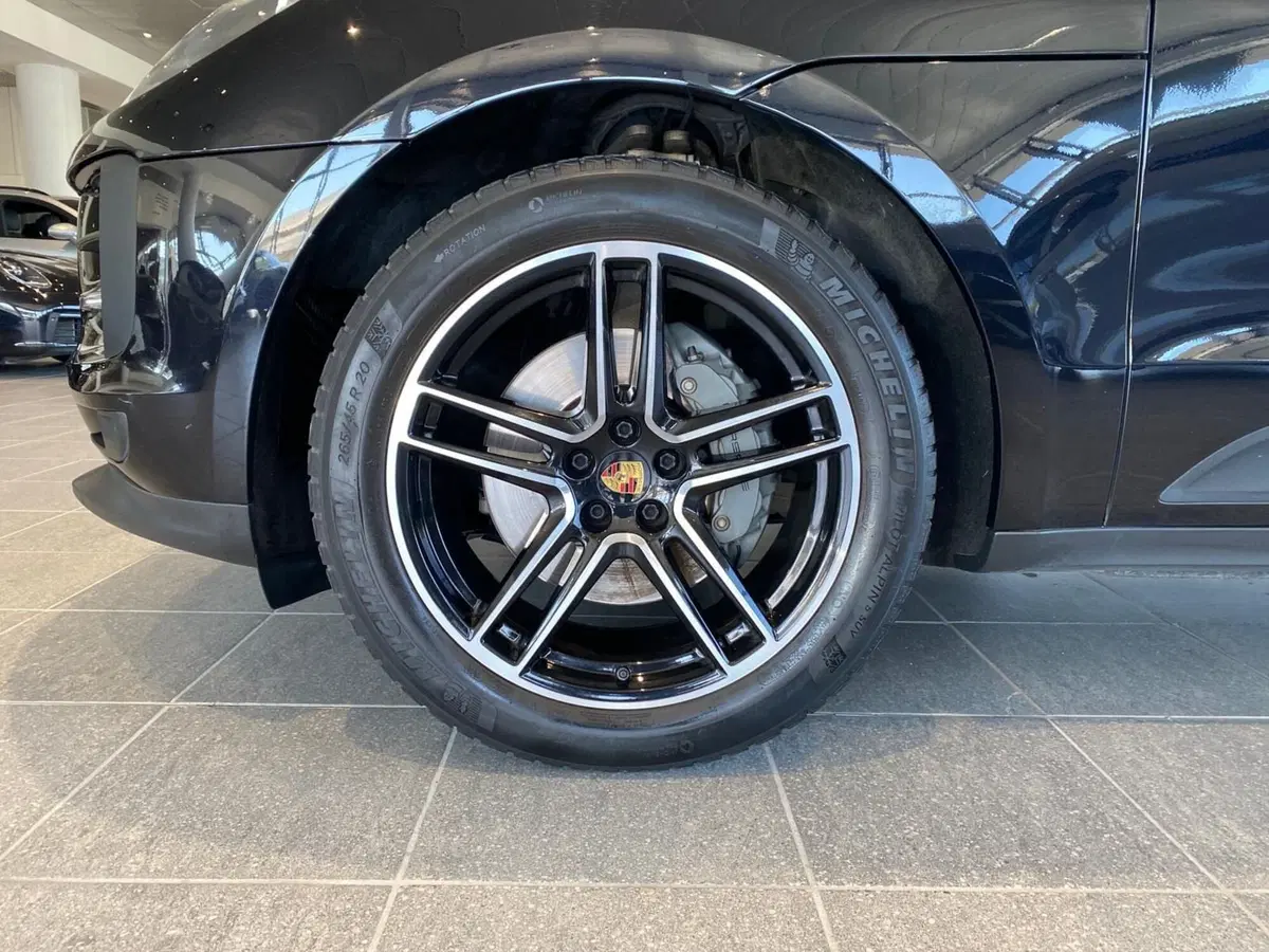 Porsche Macan usata a Firenze (8)