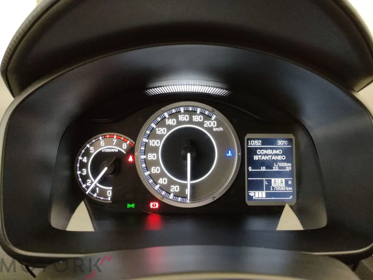 Suzuki Ignis usata a Varese (18)
