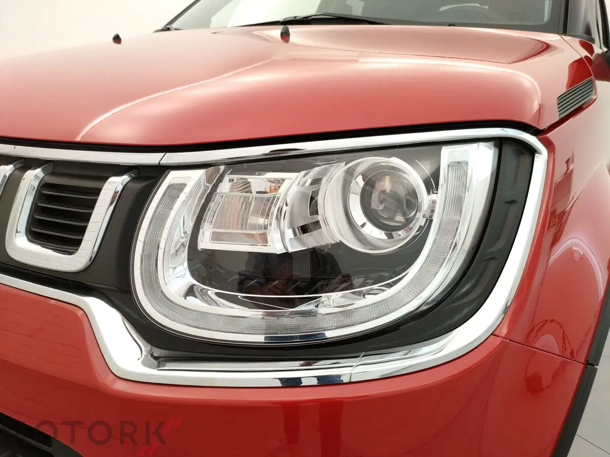 Suzuki Ignis usata a Varese (7)