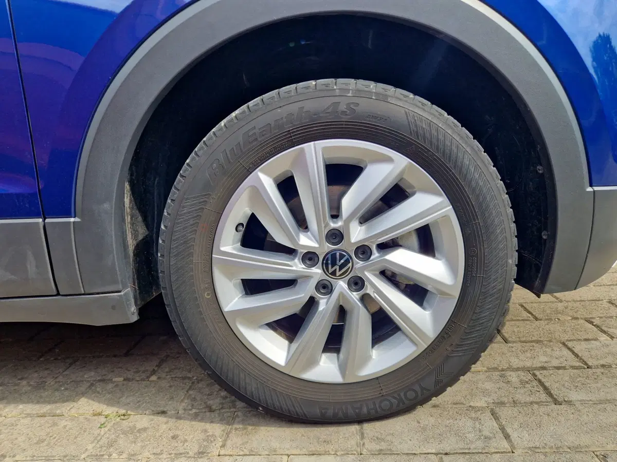 Volkswagen T-Cross usata a Siena (9)