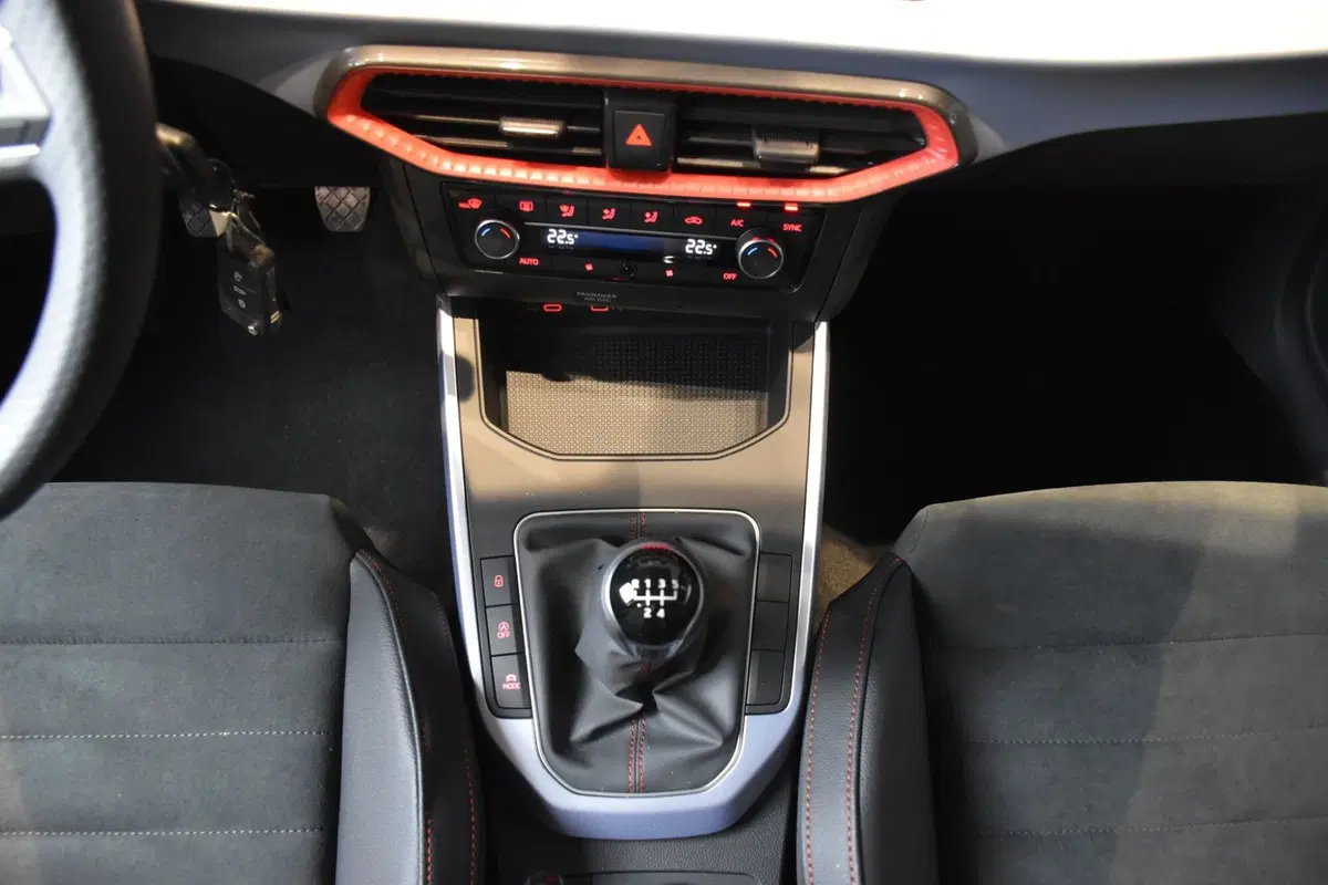 SEAT Arona nuova a Verona (16)