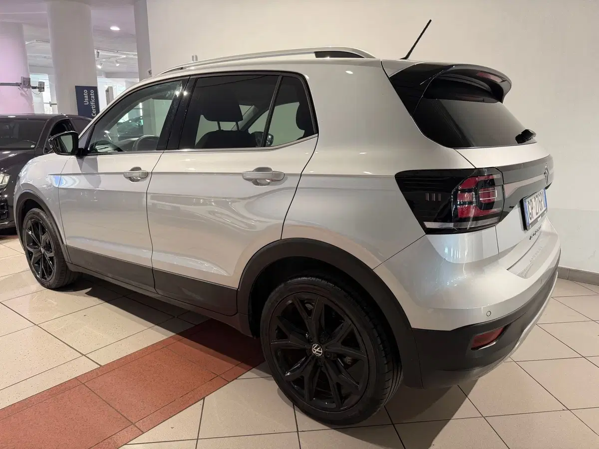 Volkswagen T-Cross usata a Genova (3)