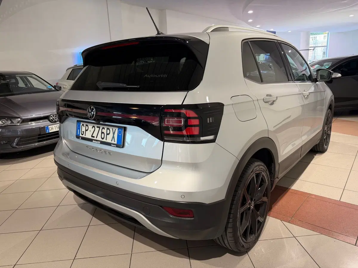 Volkswagen T-Cross usata a Genova (5)