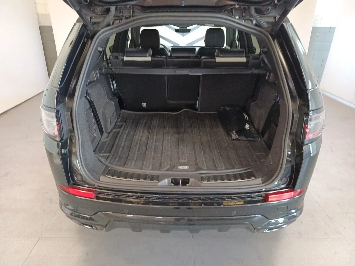 Land Rover Discovery Sport usata a Varese (10)