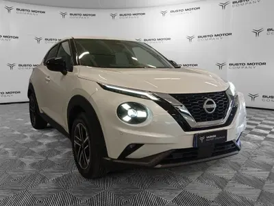 Nissan Juke 1.0 dig-t N-Connecta 114cv del 2024 usata a Varese