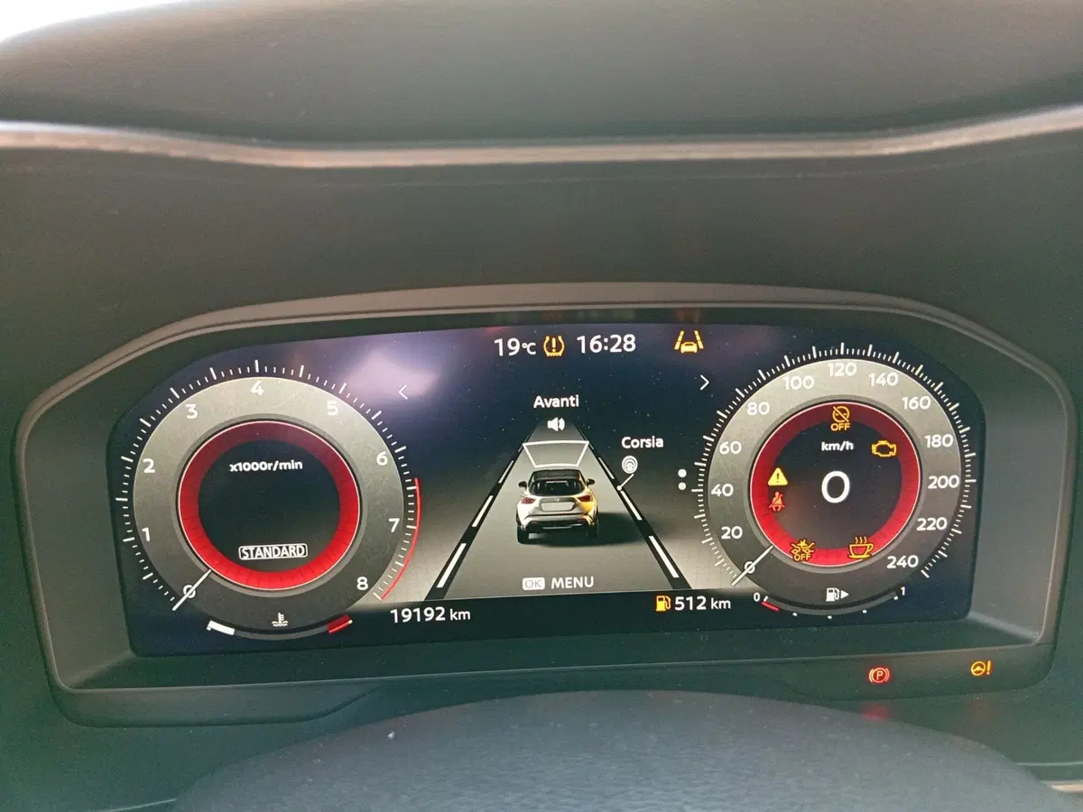Nissan Juke usata a Varese (10)