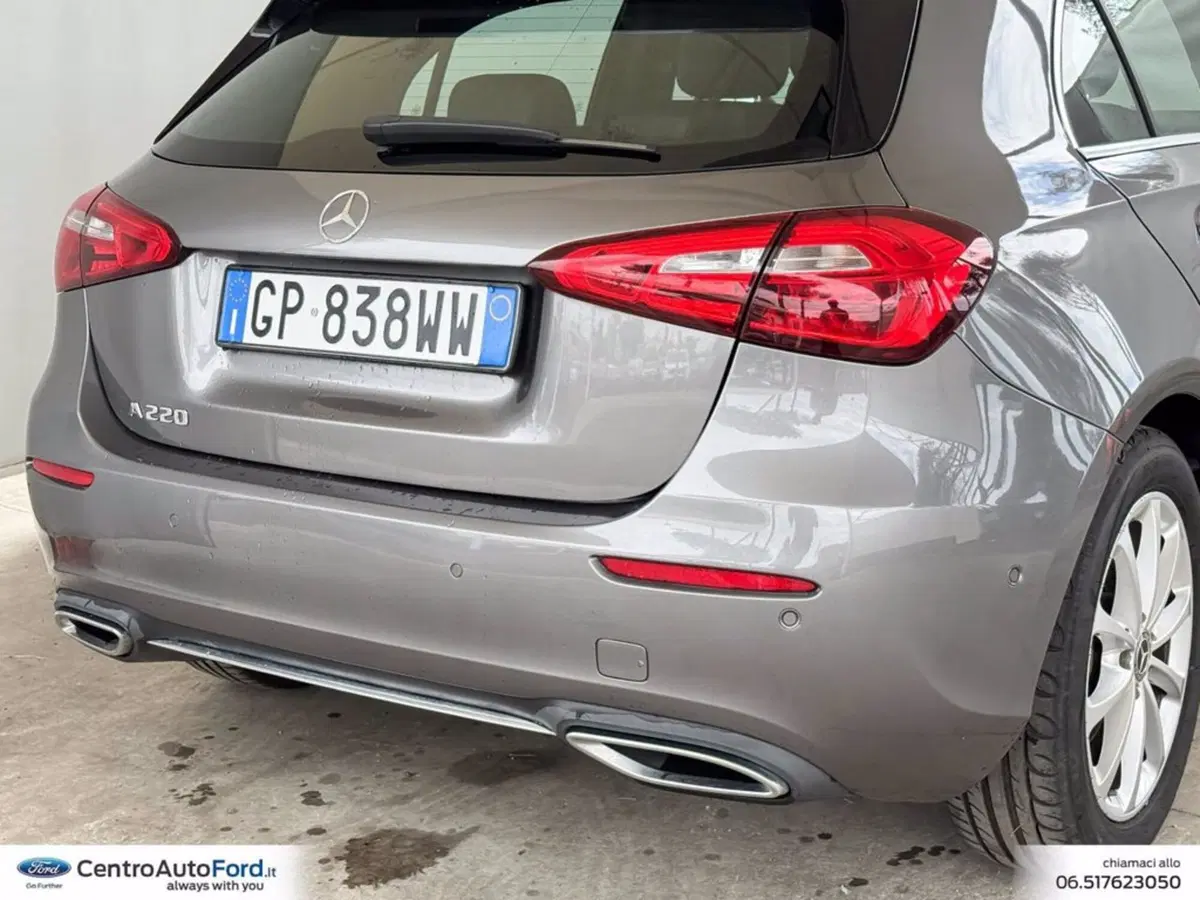 Mercedes-Benz Classe A Sedan usata a Roma (15)