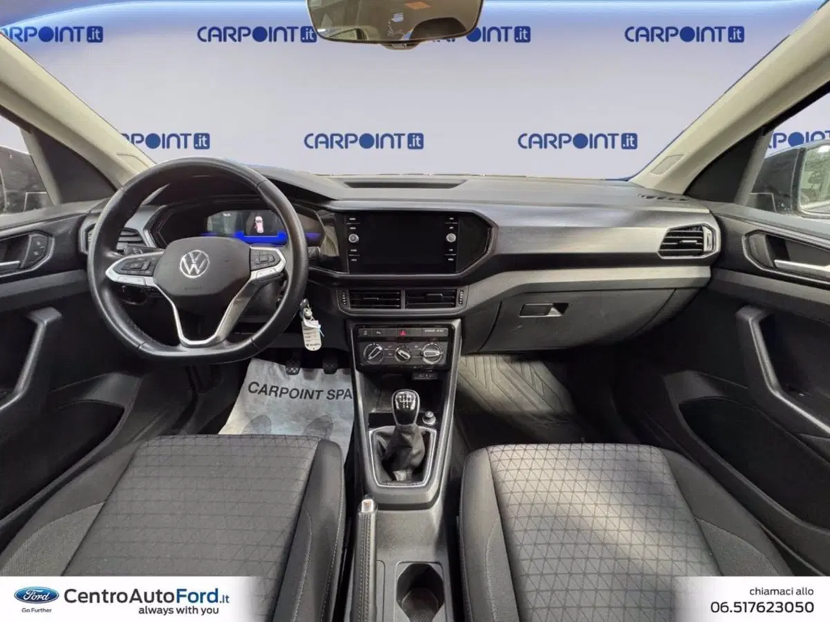 Volkswagen T-Cross usata a Roma (10)