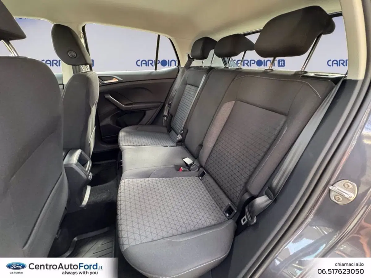 Volkswagen T-Cross usata a Roma (13)