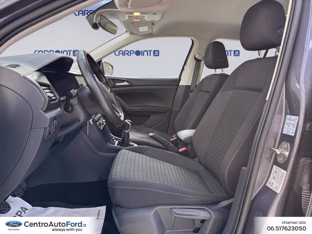 Volkswagen T-Cross usata a Roma (9)