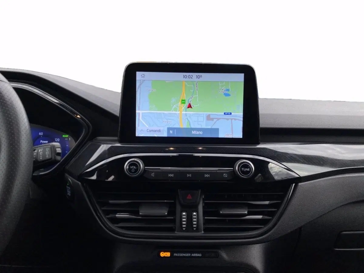Ford Kuga usata a Milano (14)