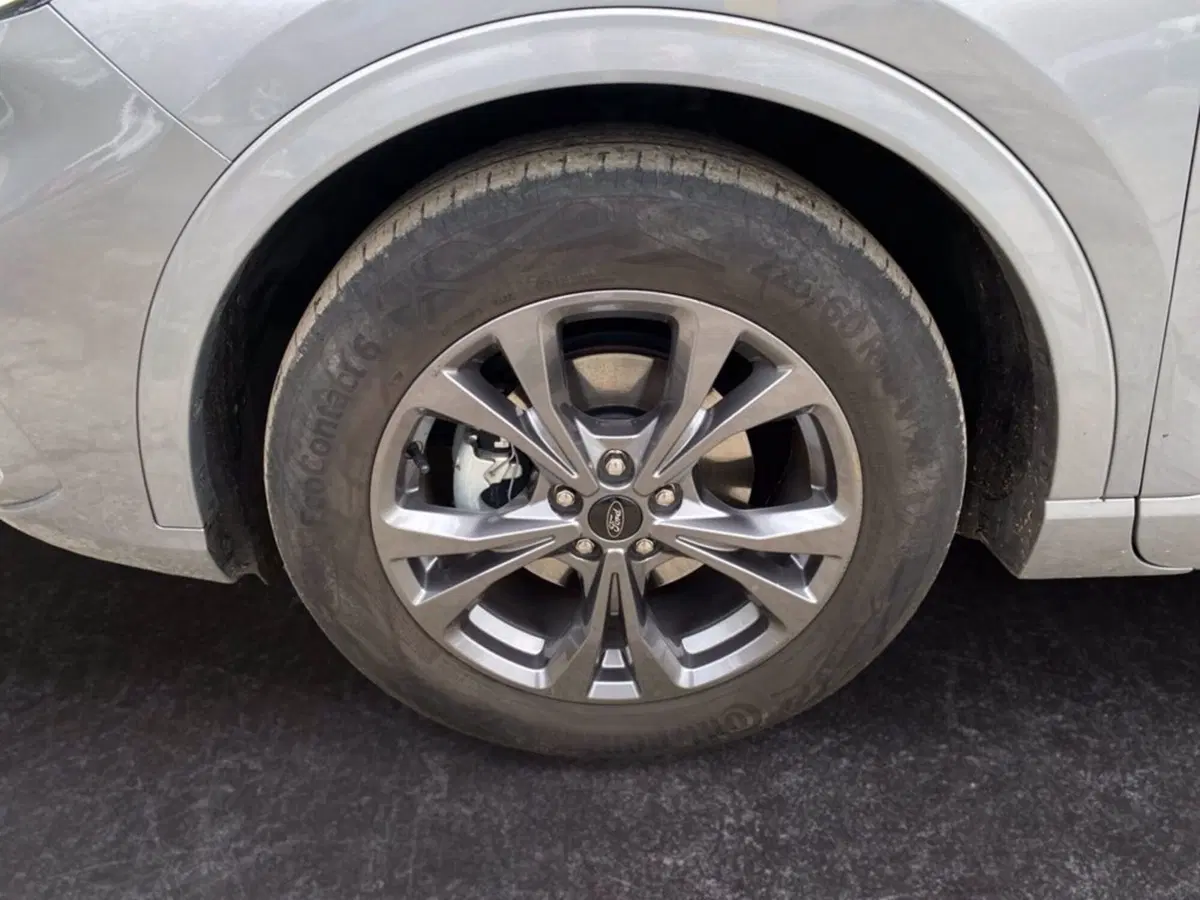 Ford Kuga usata a Milano (16)