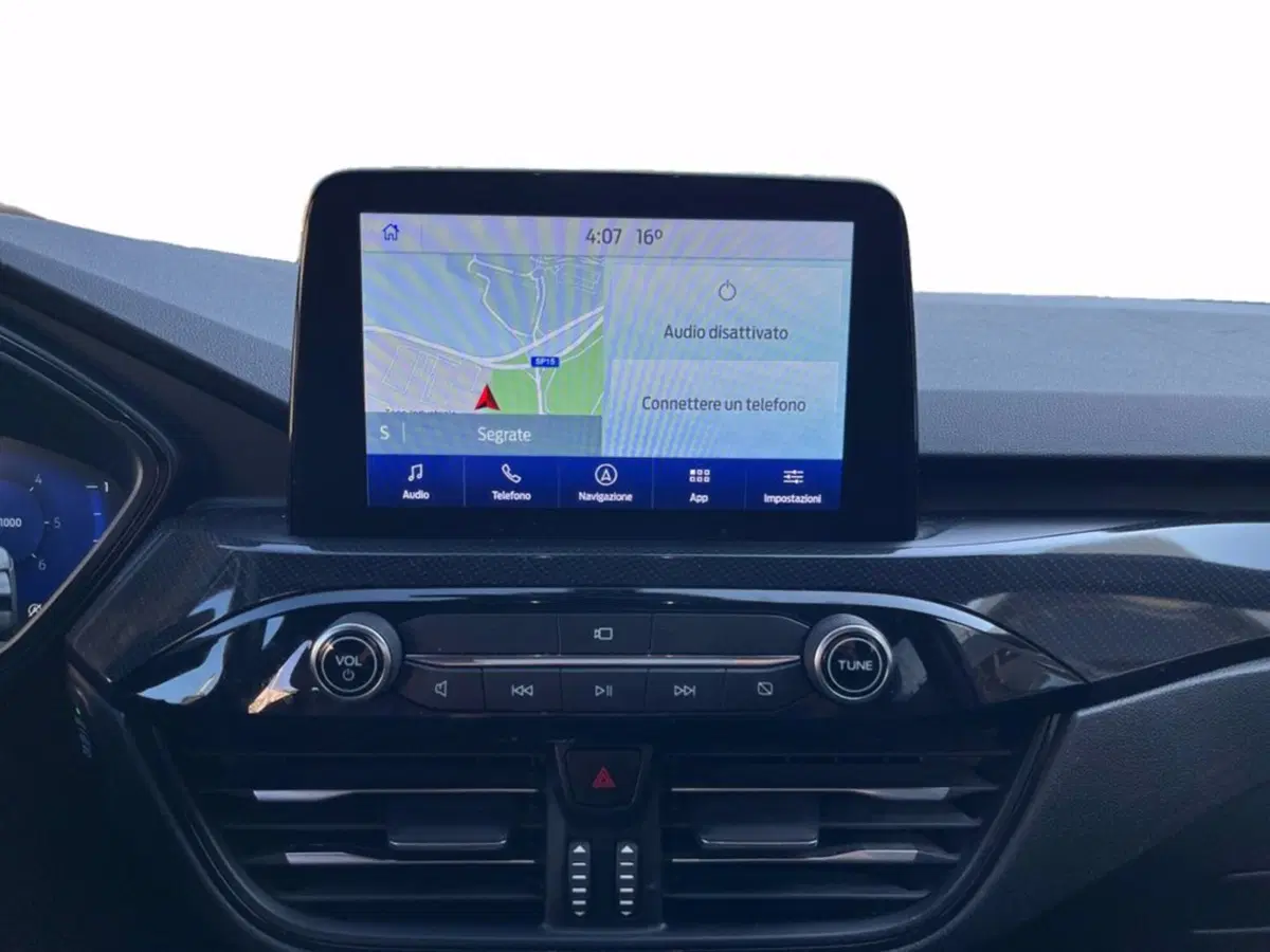 Ford Kuga usata a Milano (14)