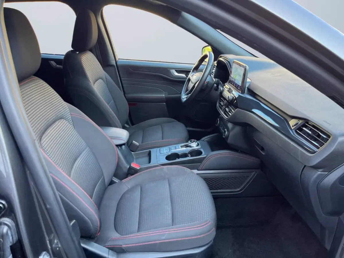 Ford Kuga usata a Milano (15)