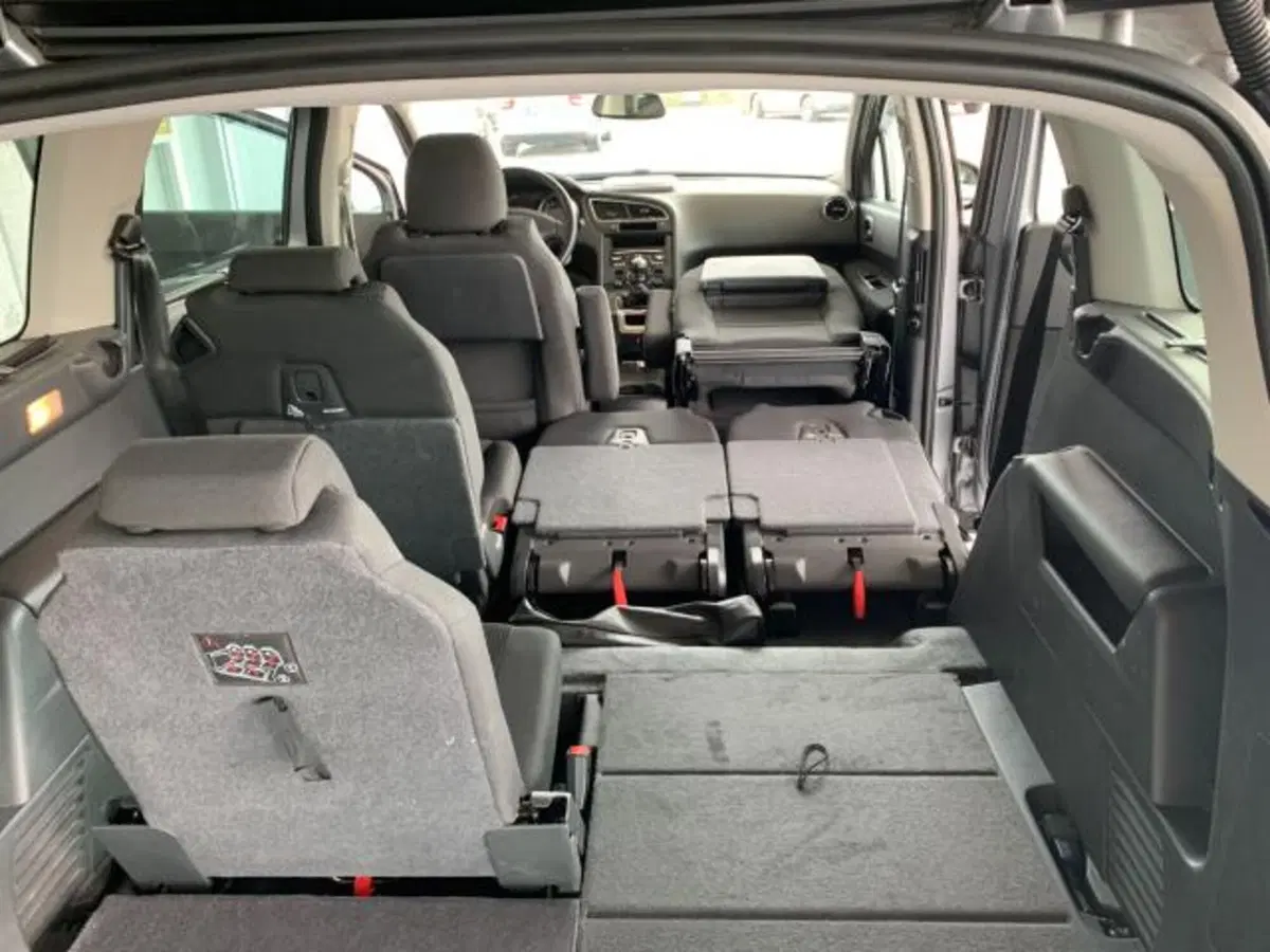 Peugeot 5008 usata a Trieste (12)