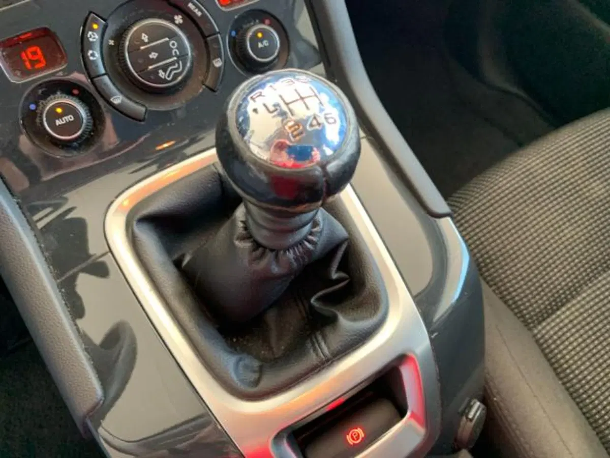 Peugeot 5008 usata a Trieste (5)