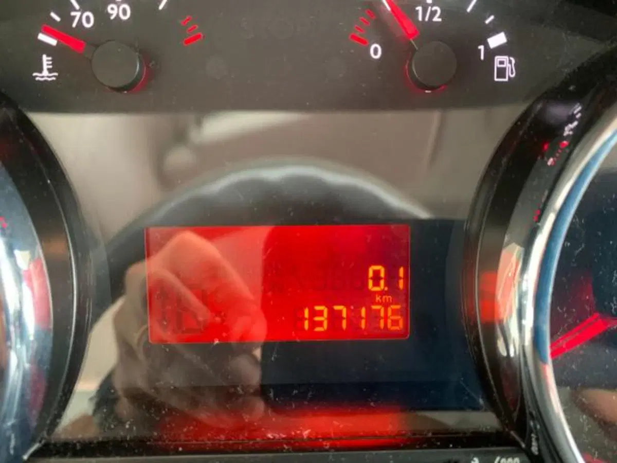 Peugeot 5008 usata a Trieste (6)