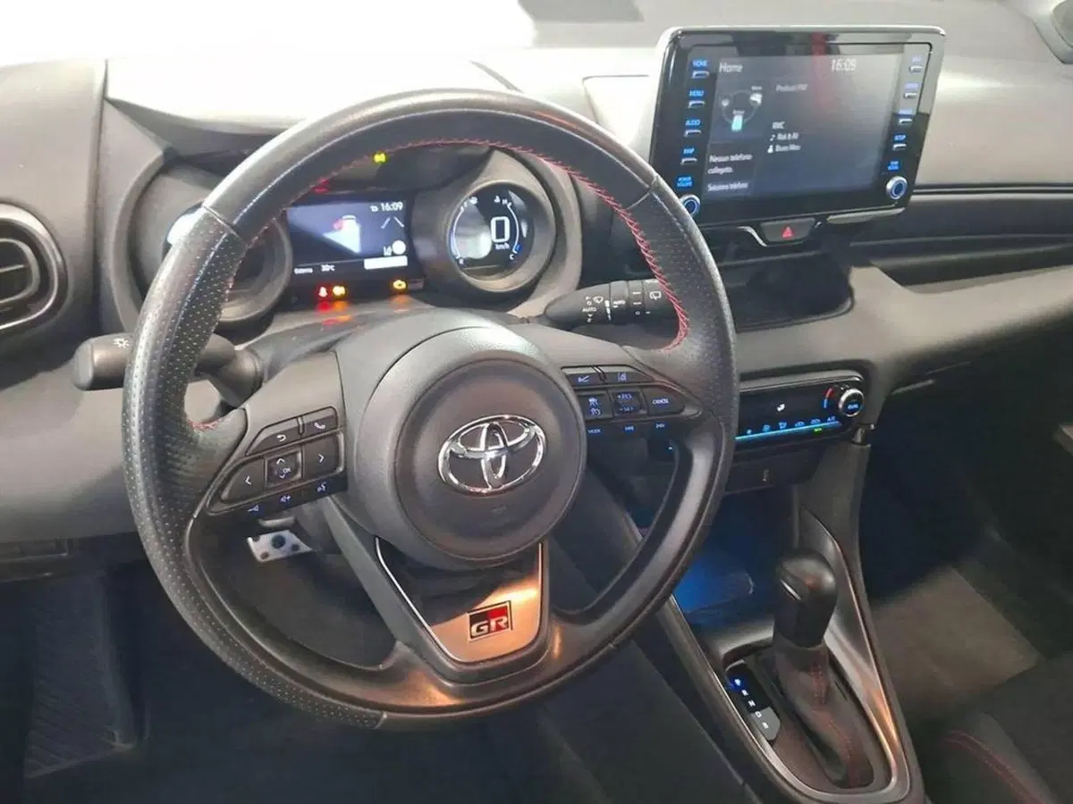 Toyota Yaris Cross usata a Torino (13)