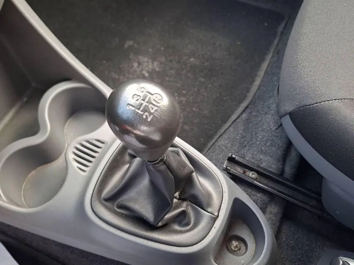 Toyota Aygo usata a Torino (10)