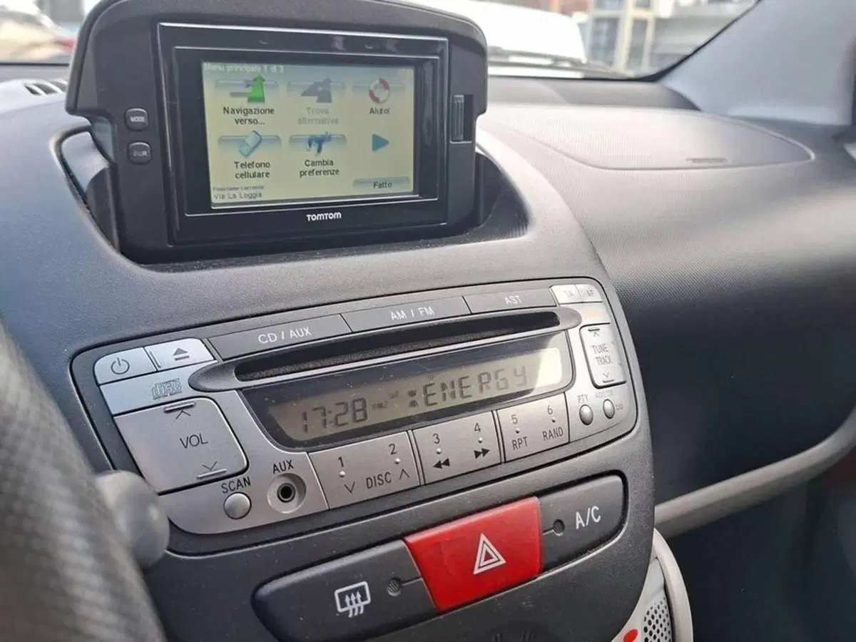 Toyota Aygo usata a Torino (9)