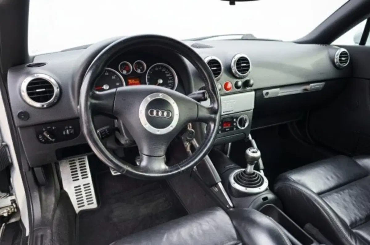 Audi TT Coupé usata a Firenze (7)