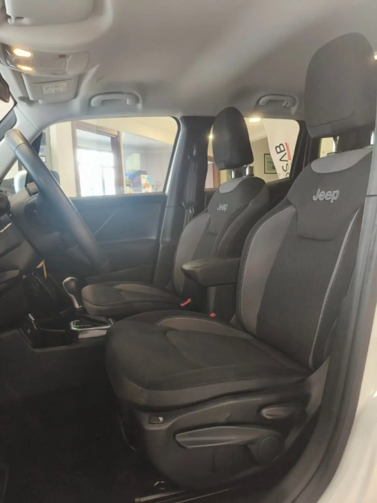 Jeep Renegade usata a Firenze (9)