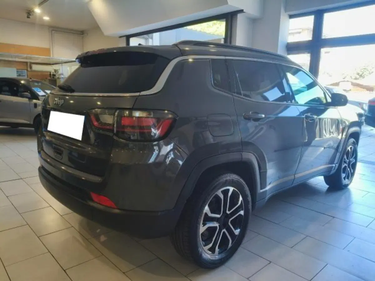 Jeep Compass usata a Firenze (4)
