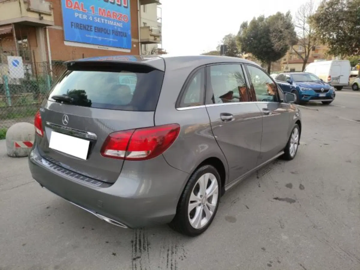 Mercedes-Benz Classe B usata a Firenze (6)