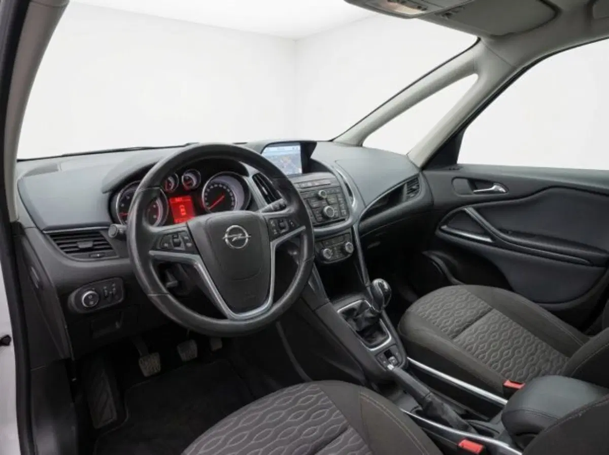 Opel Zafira Tourer usata a Firenze (9)
