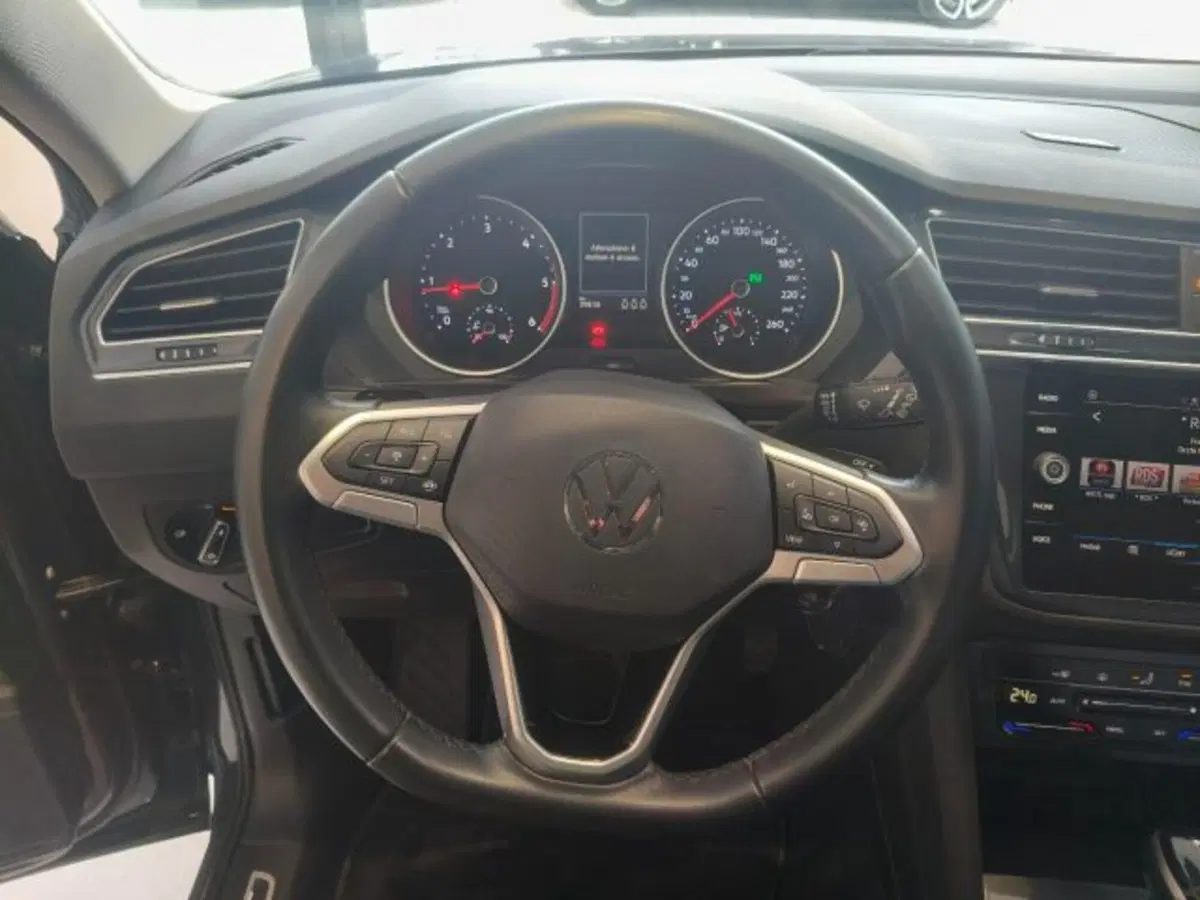 Volkswagen Tiguan usata a Firenze (12)