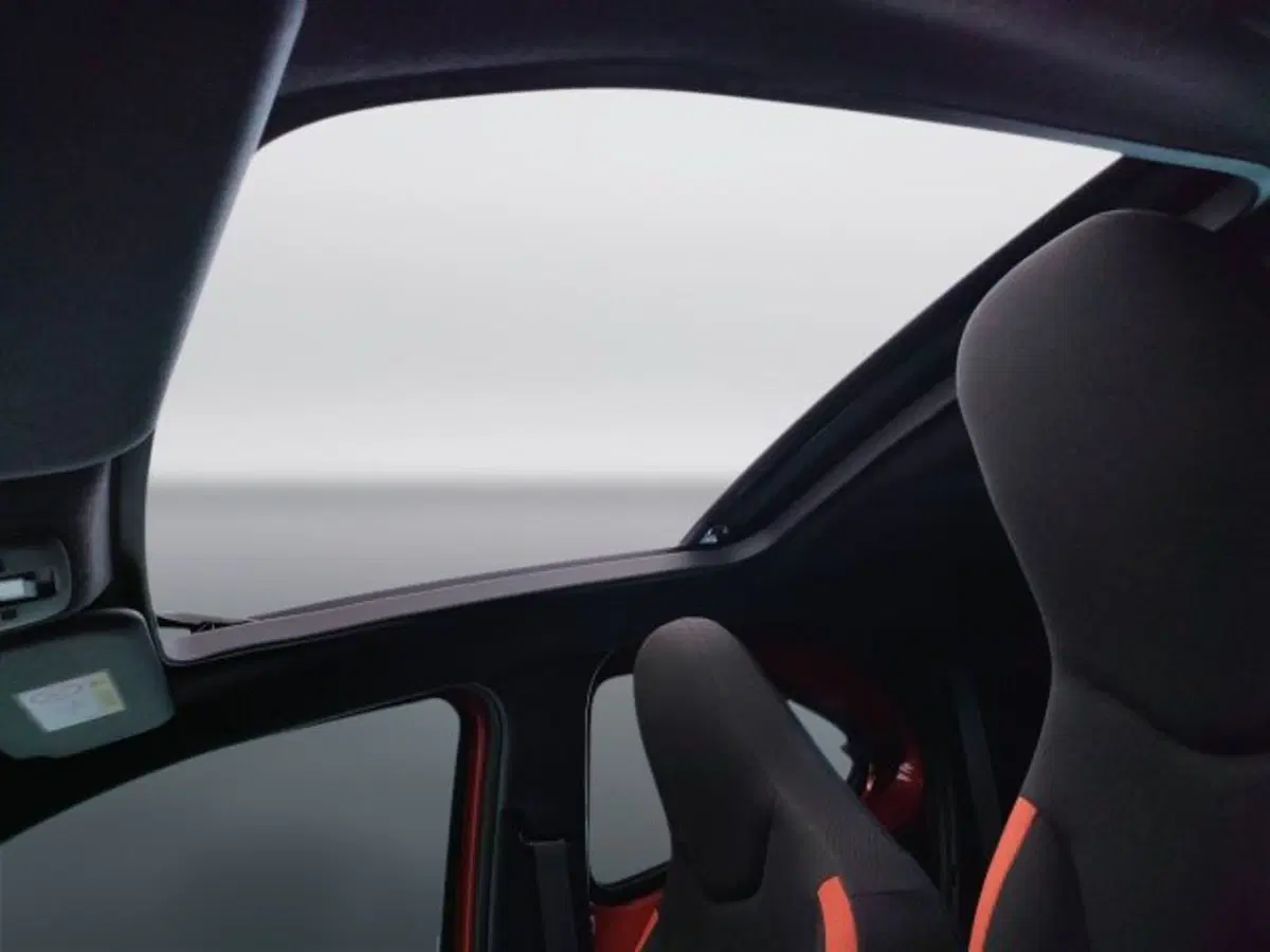 Toyota Aygo X usata a Teramo (16)