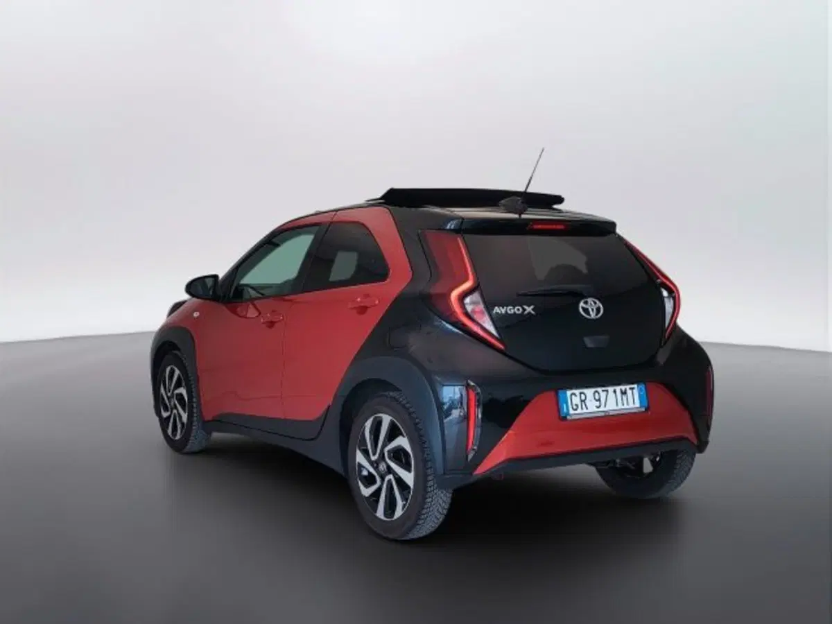Toyota Aygo X usata a Teramo (7)