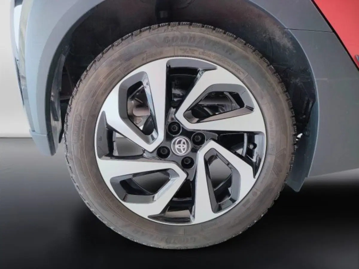 Toyota Aygo X usata a Teramo (9)