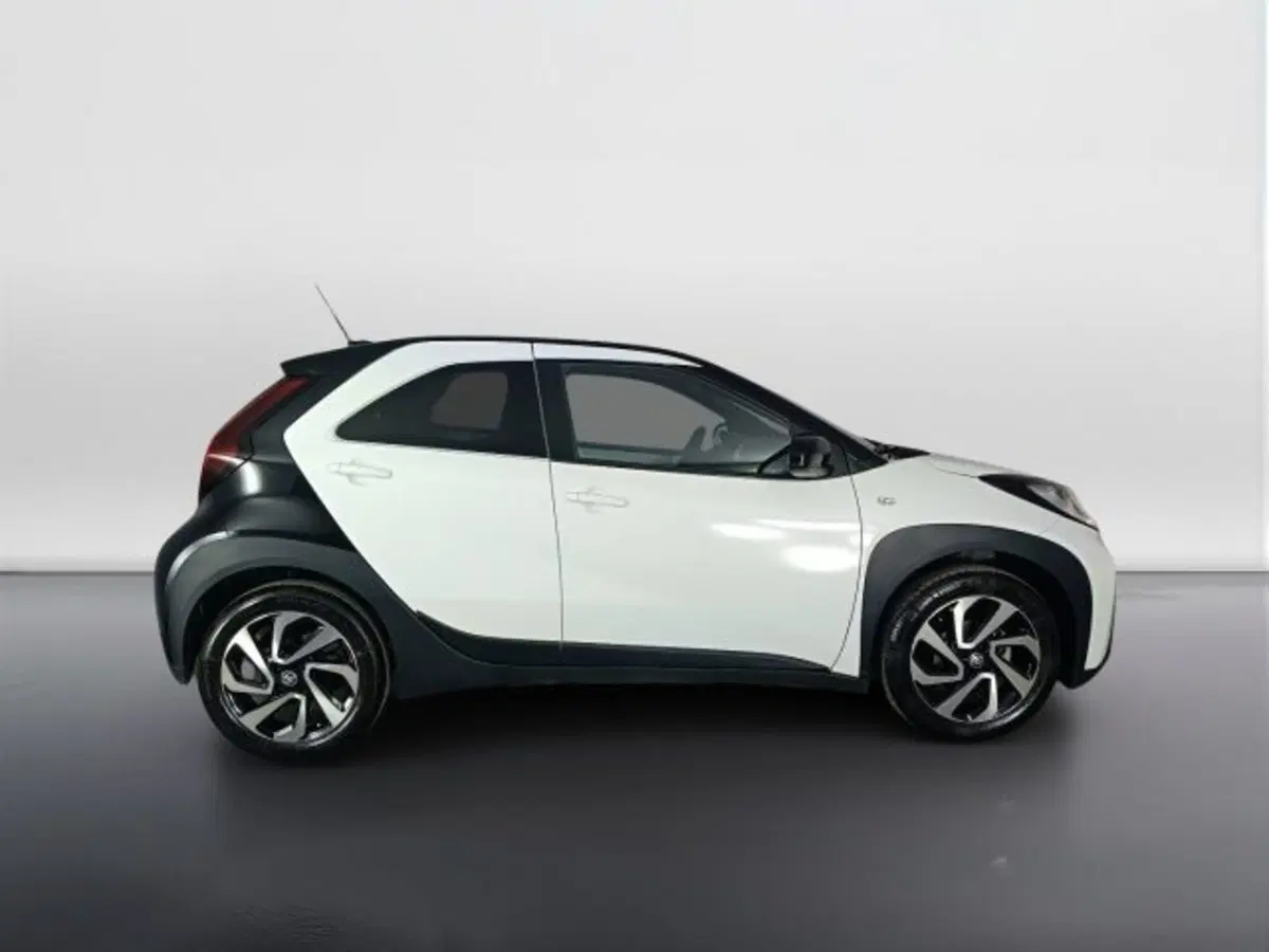 Toyota Aygo X usata a Teramo (3)