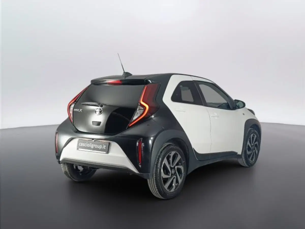 Toyota Aygo X usata a Teramo (4)