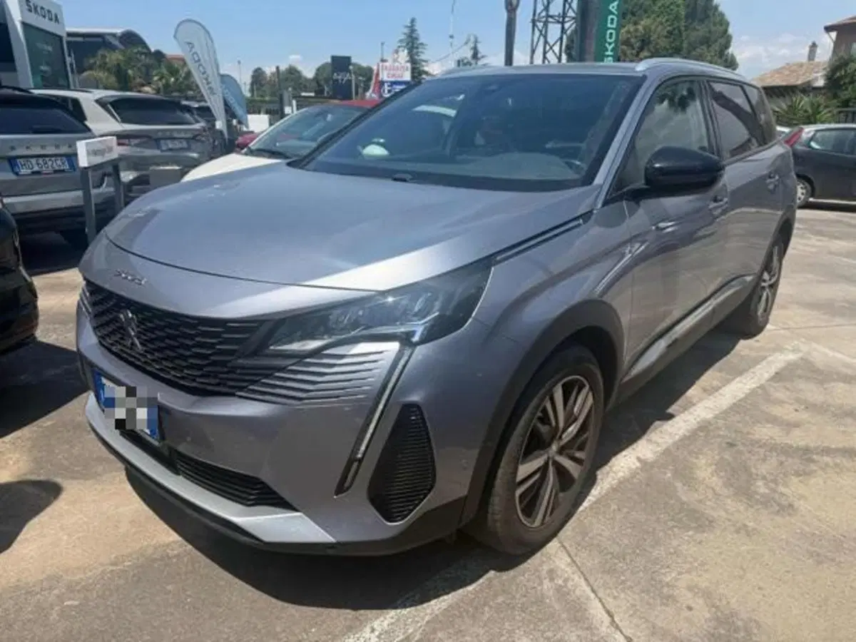 Peugeot 5008 usata a Catania