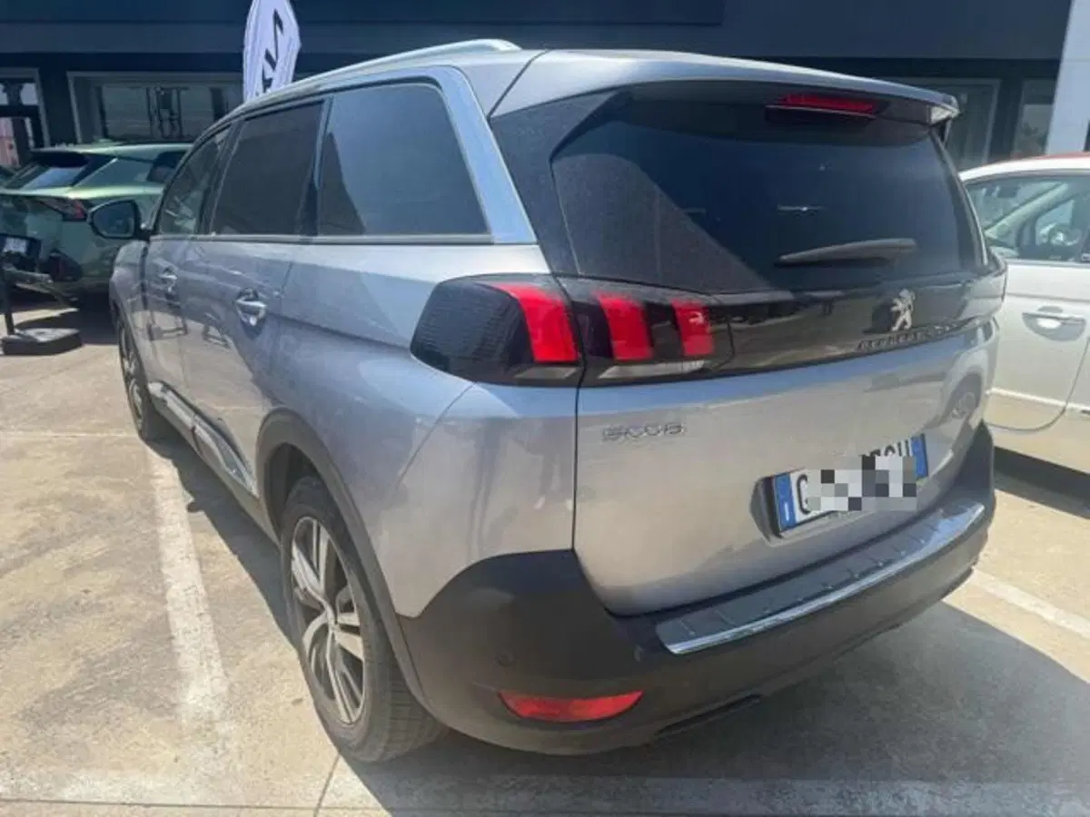 Peugeot 5008 usata a Catania (2)