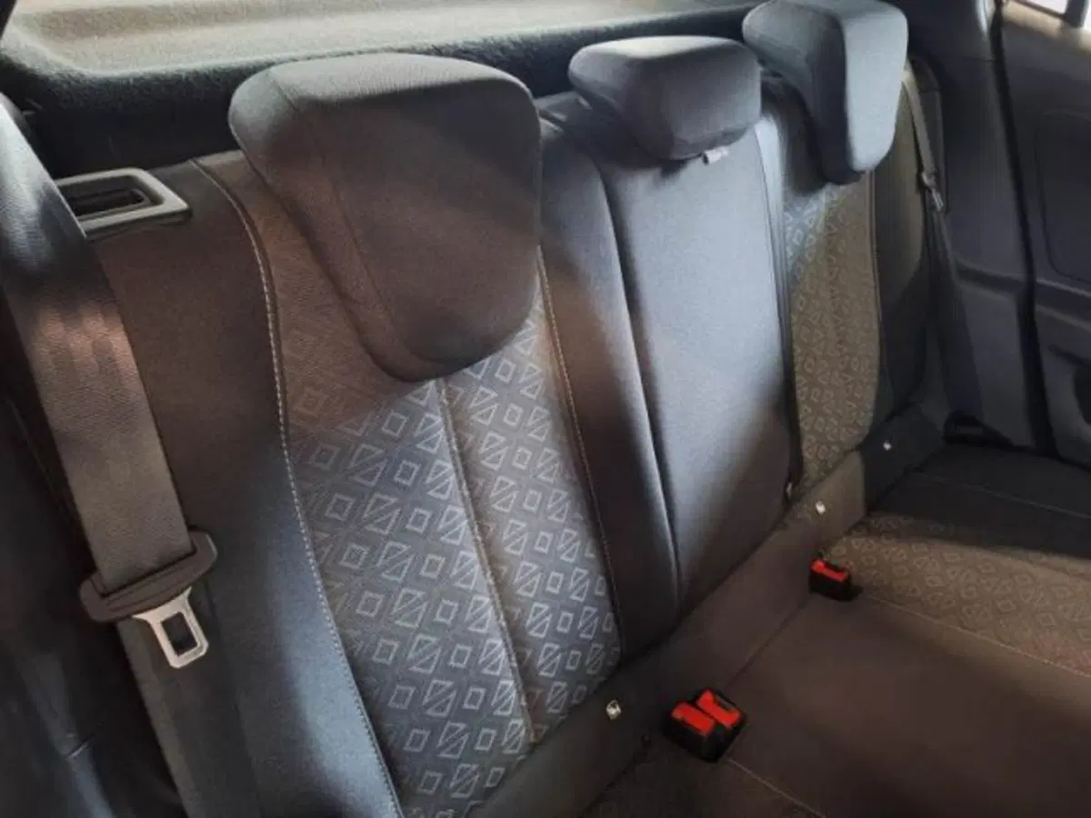 Opel Mokka usata a Catania (9)