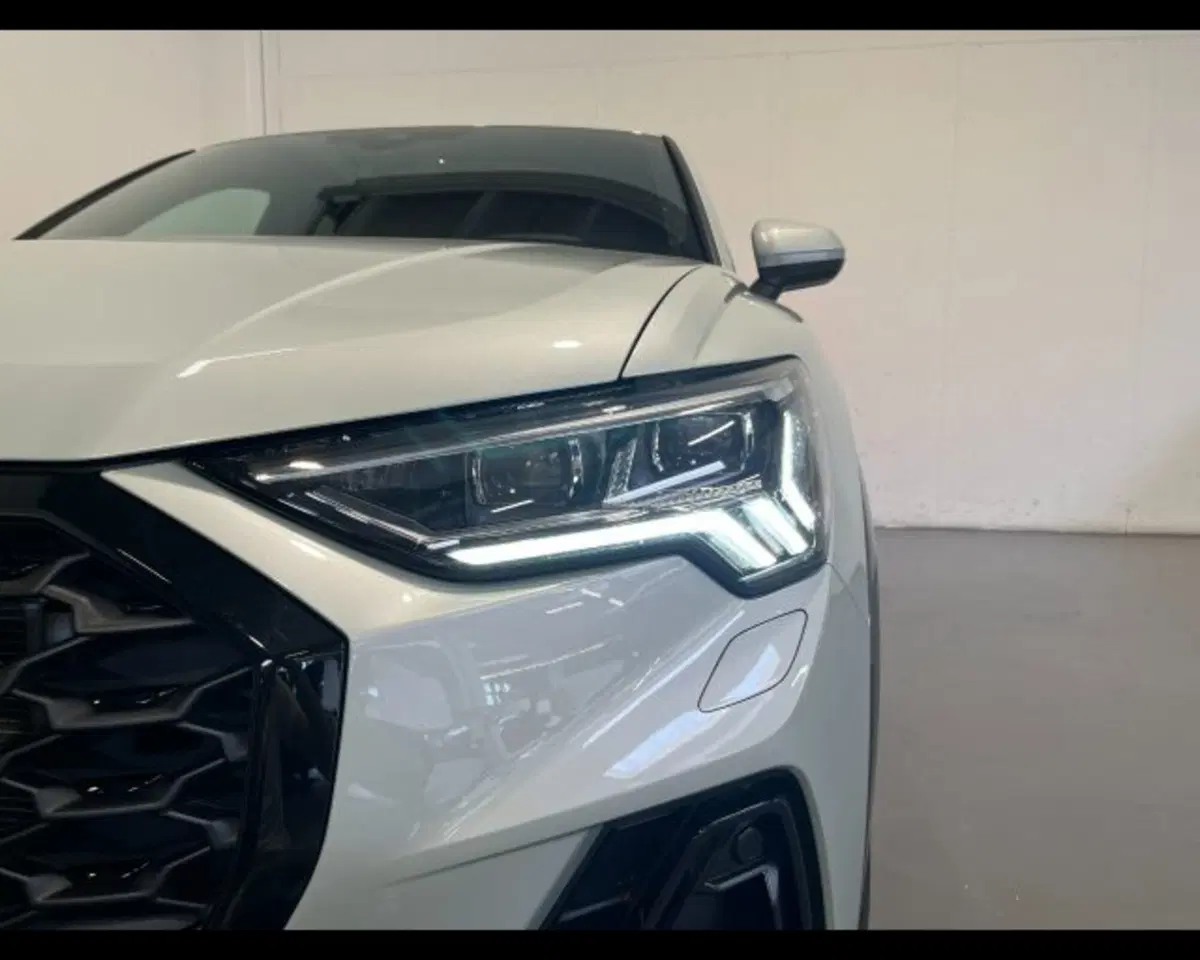 Audi Q3 Sportback usata a Treviso (12)
