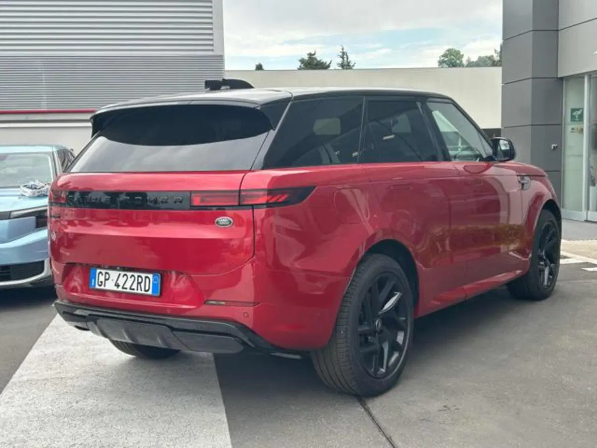 Land Rover Range Rover Sport usata a Lucca (5)
