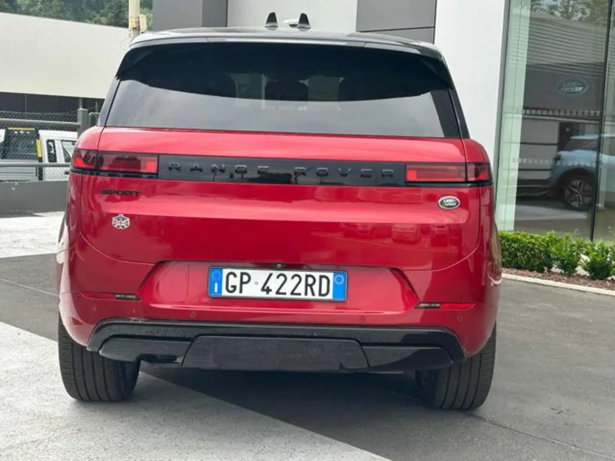Land Rover Range Rover Sport usata a Lucca (6)