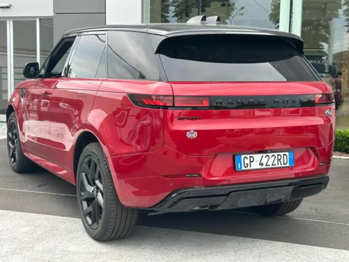 Land Rover Range Rover Sport usata a Lucca (7)
