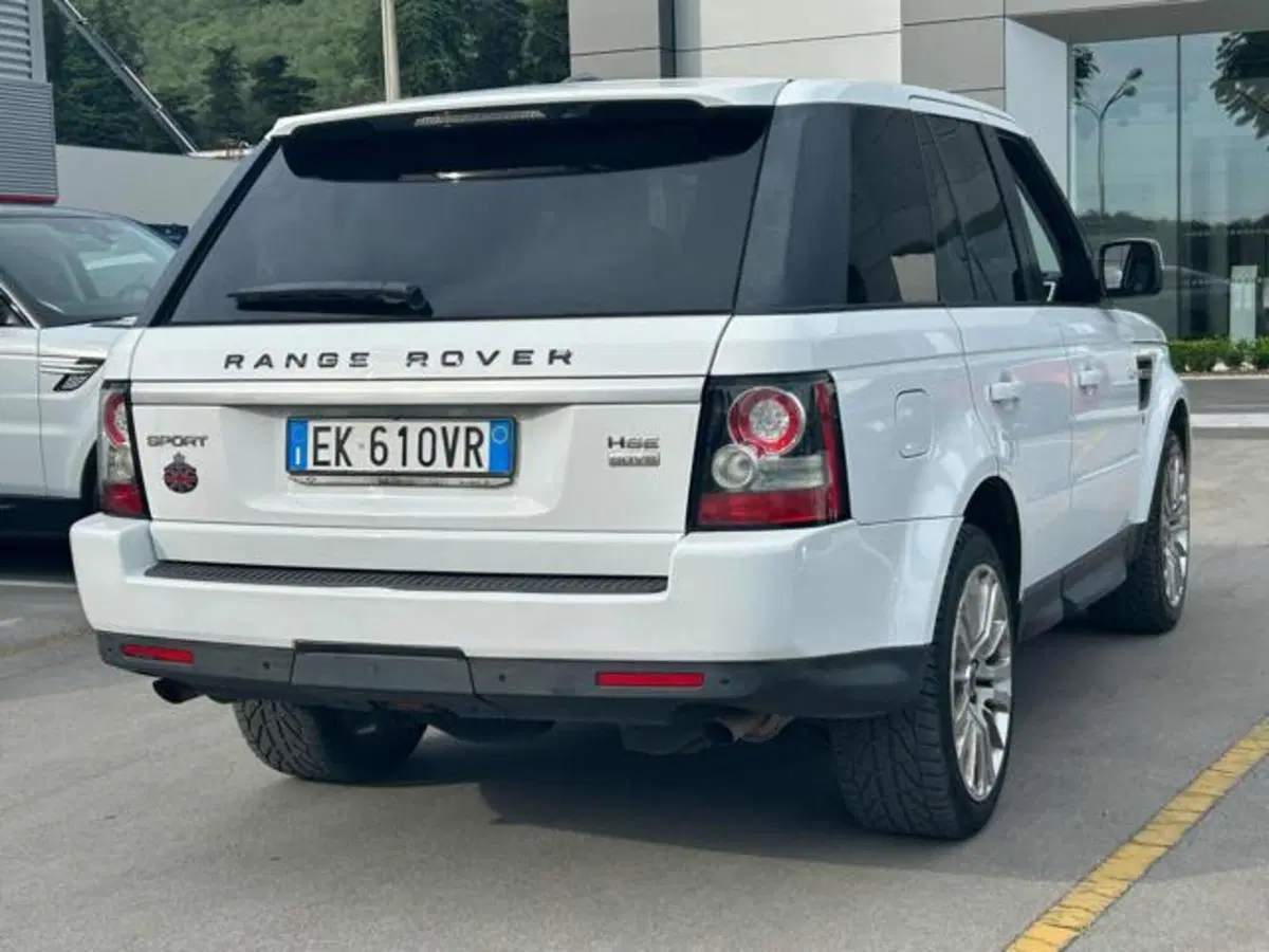 Land Rover Range Rover Sport usata a Lucca (6)