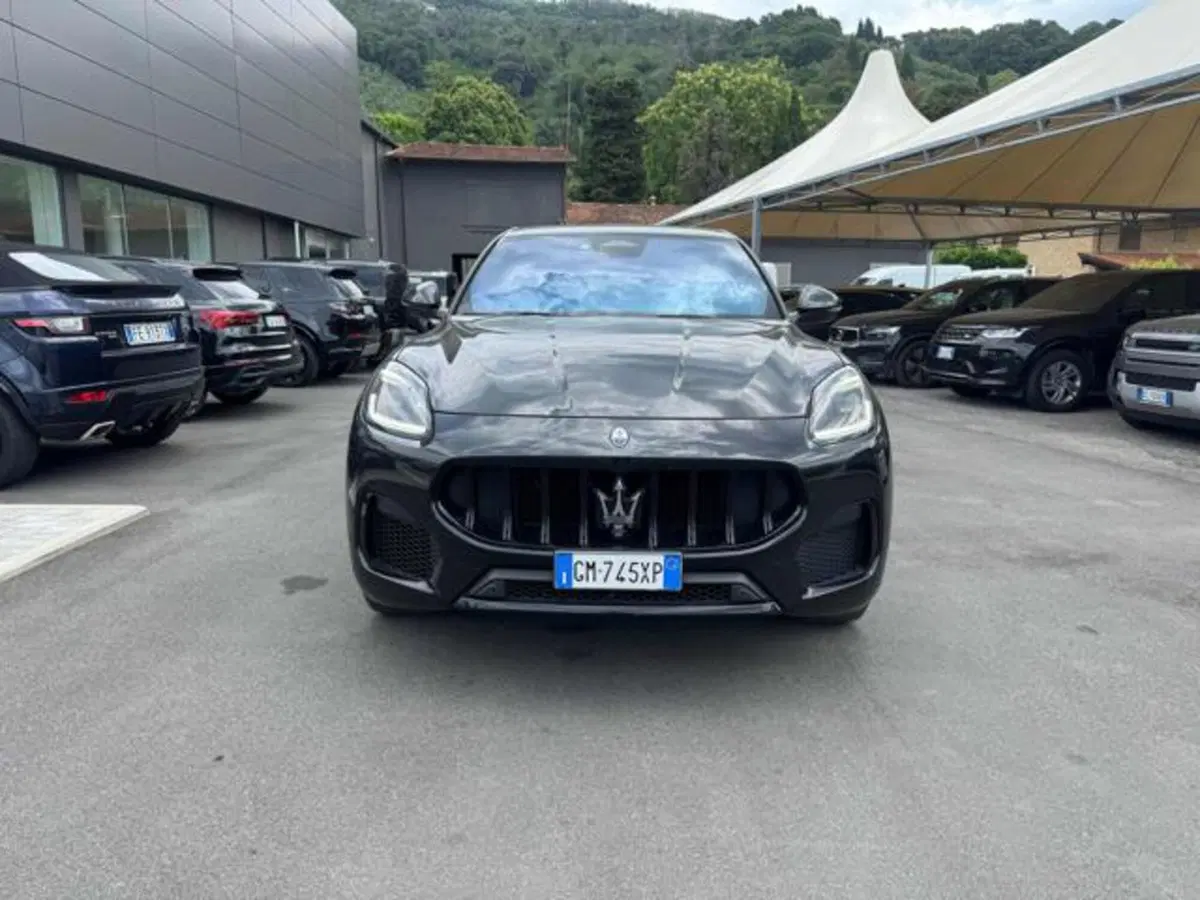 Maserati Grecale usata a Lucca