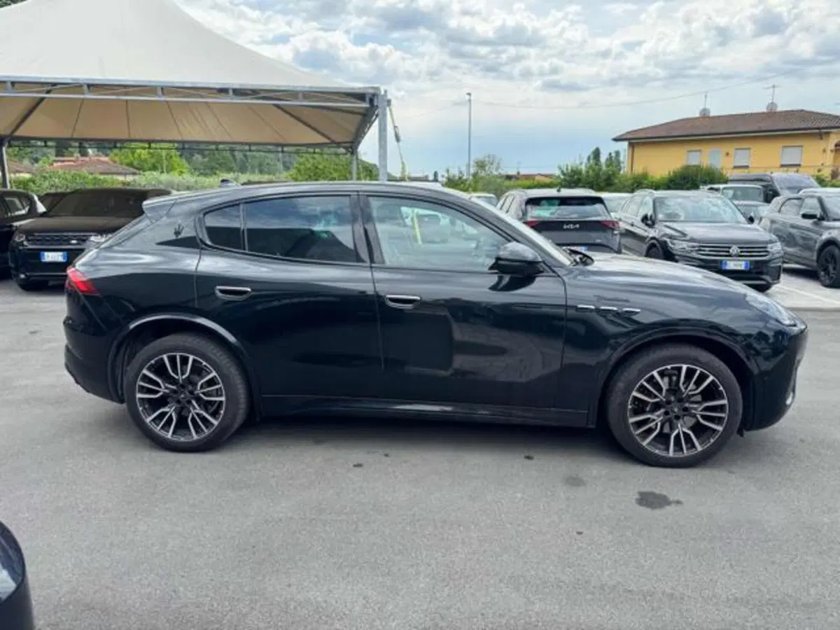 Maserati Grecale usata a Lucca (7)