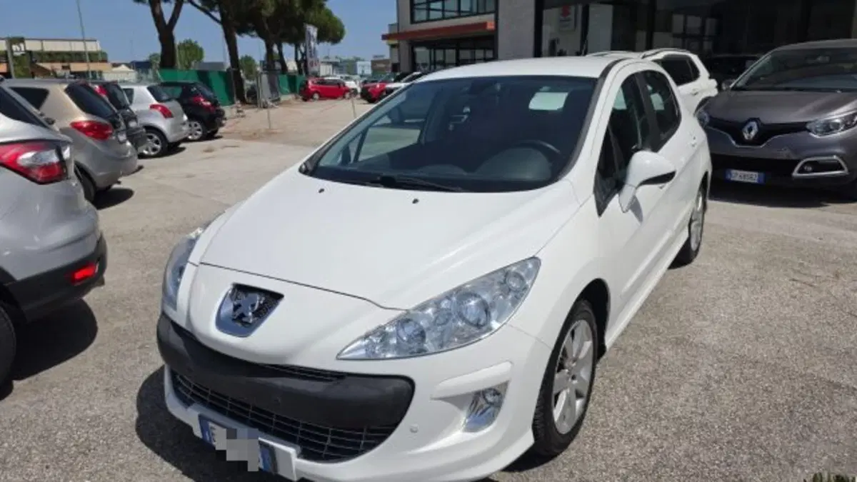 Peugeot 308 usata a Macerata