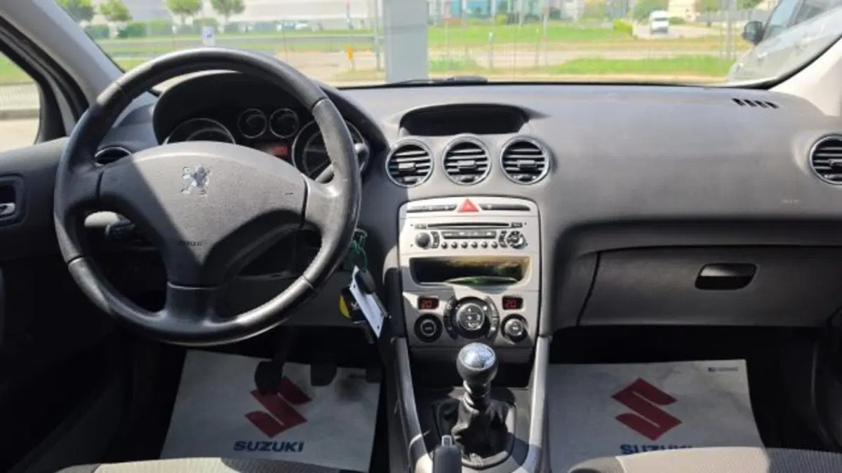 Peugeot 308 usata a Macerata (8)
