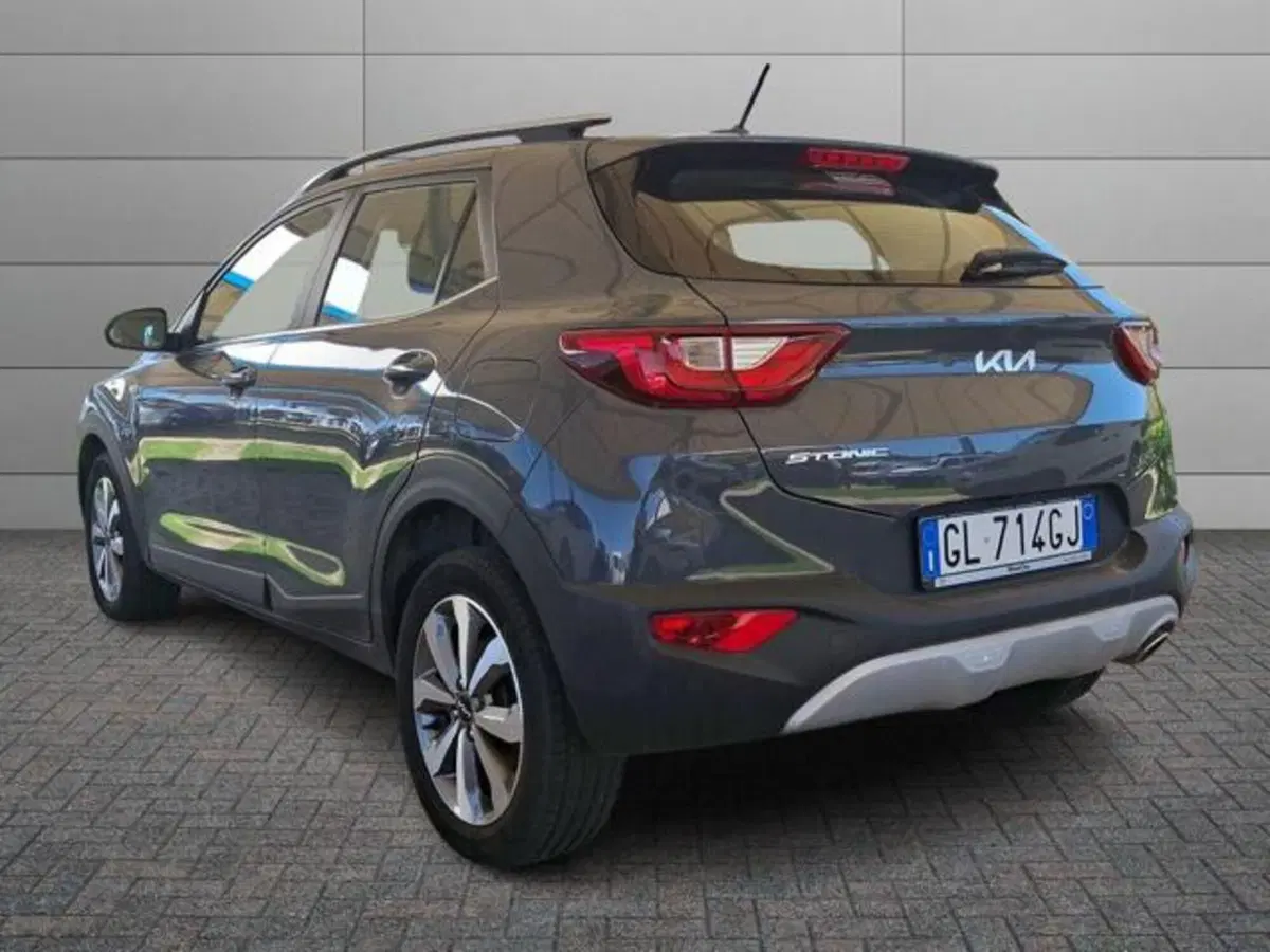 Kia Stonic usata a Roma (4)