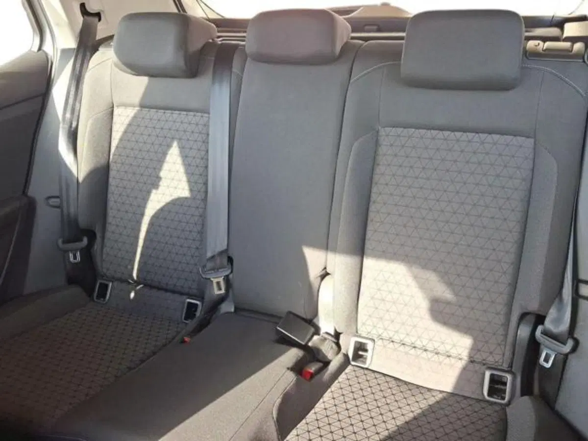 Volkswagen T-Cross usata a Roma (10)