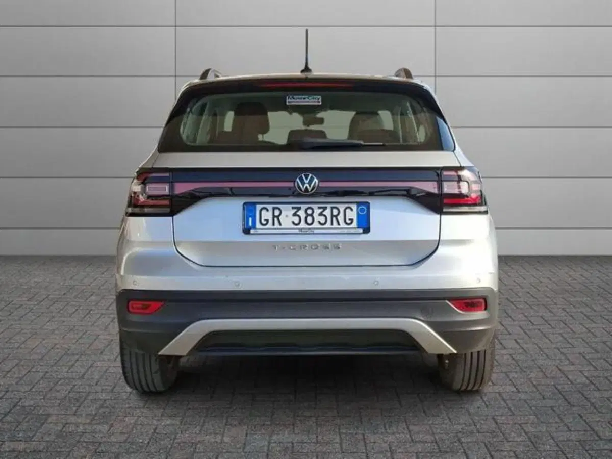 Volkswagen T-Cross usata a Roma (11)